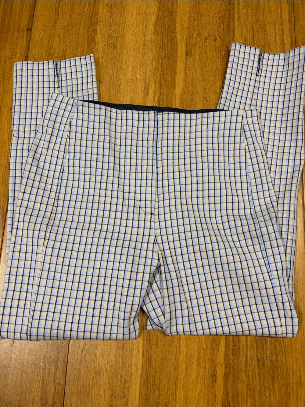 Ann Taylor Blue, White, and Cream Checkered Trousers size 6
